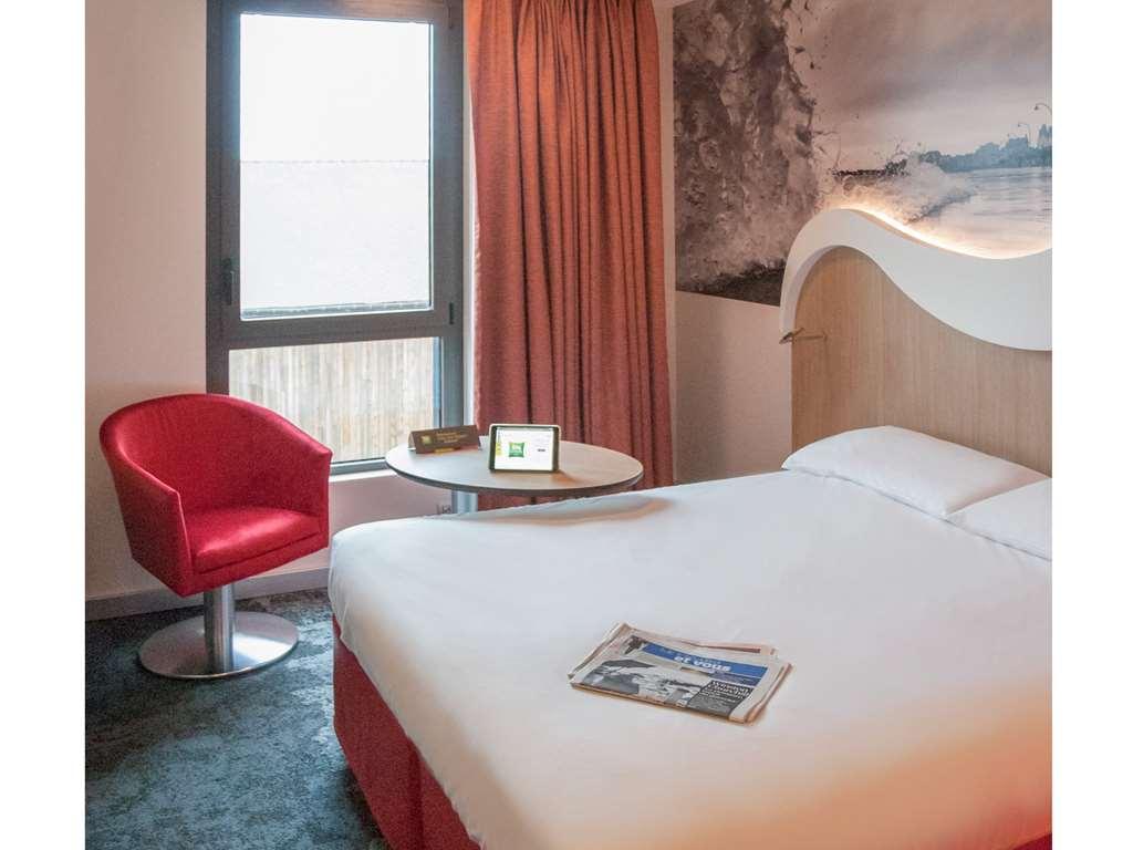 Hotel Ibis Styles Saint Malo Port Exterior foto