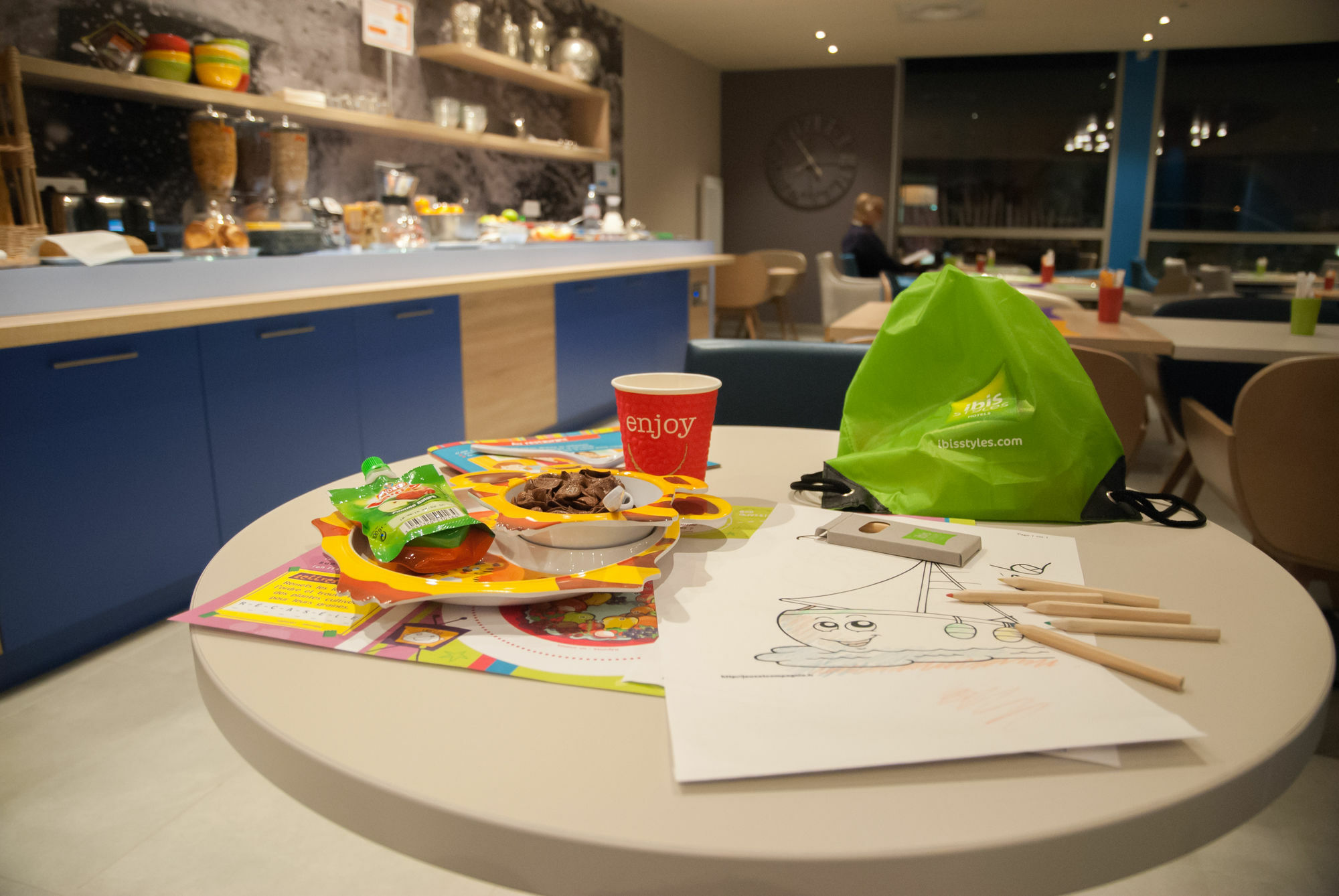 Hotel Ibis Styles Saint Malo Port Exterior foto